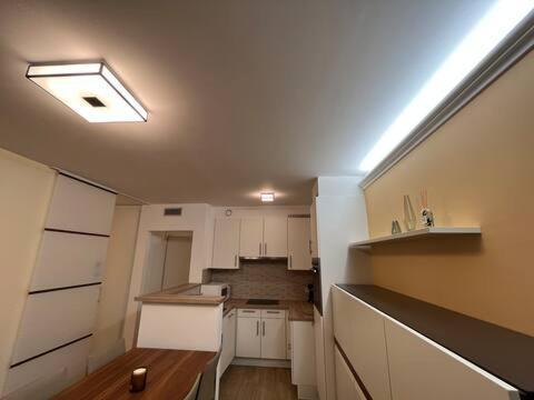 5Ensational Eu- Zone Appartment Брюссель Экстерьер фото