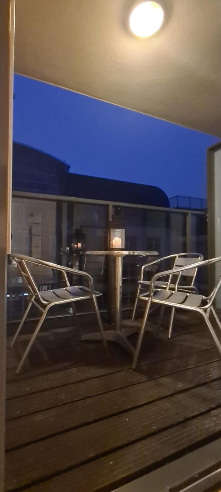 5Ensational Eu- Zone Appartment Брюссель Экстерьер фото